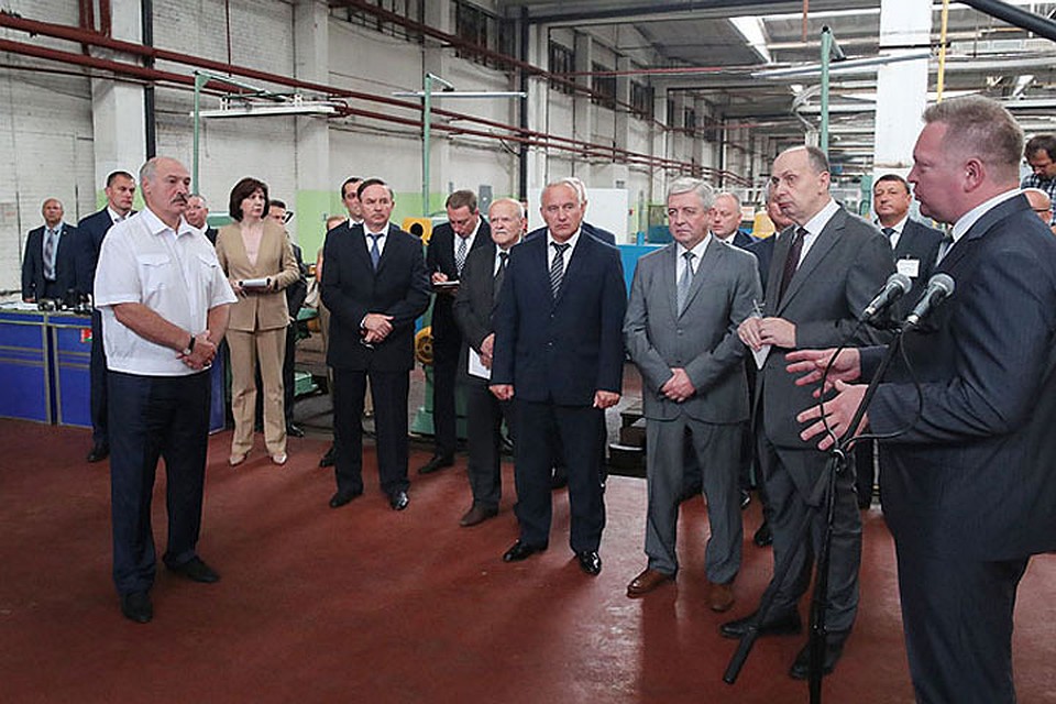 13 августа президент посетил несколько предприятий в Витебской области. Фото: president.gov.by