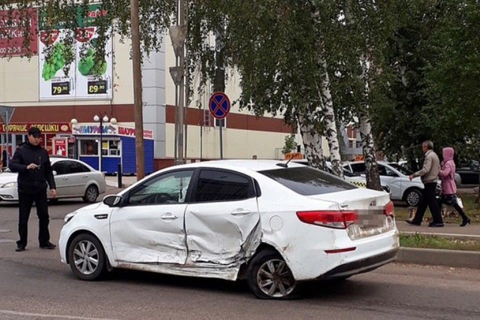 Спровоцировал аварию водитель корейской иномарки
