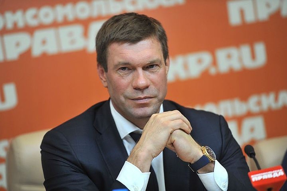 Олег Царев