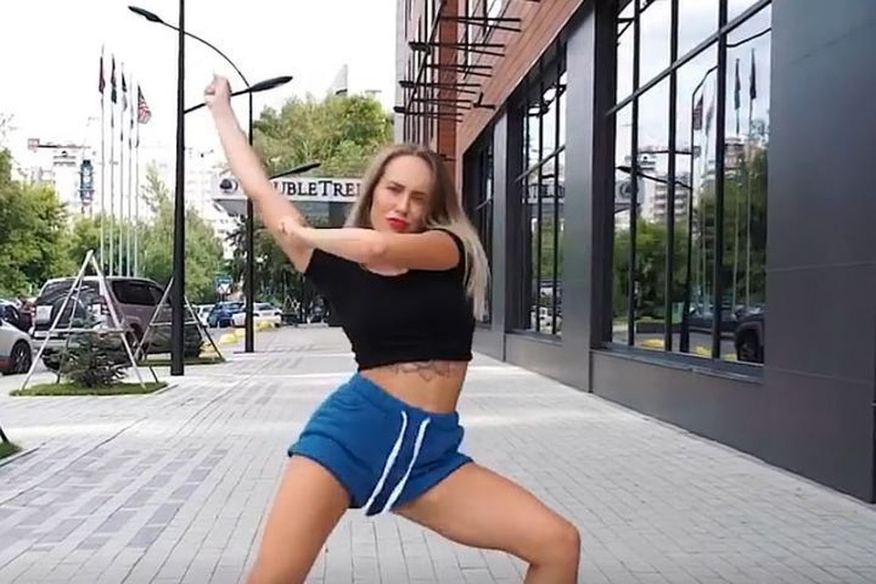 Тверк Насти одобрили не все. Фото: https://www.instagram.com/nastiyamazaluyk/