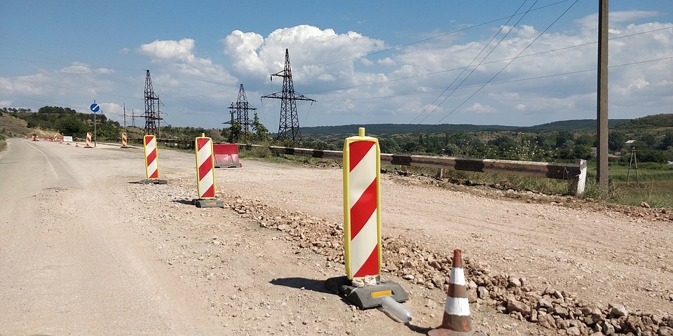 Строительство дороги хотели закончить в августе этого года