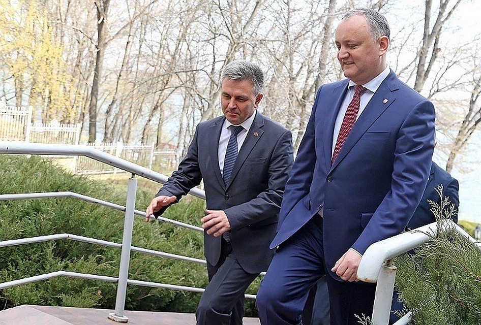 Вадим Красносельский и Игорь Додон.