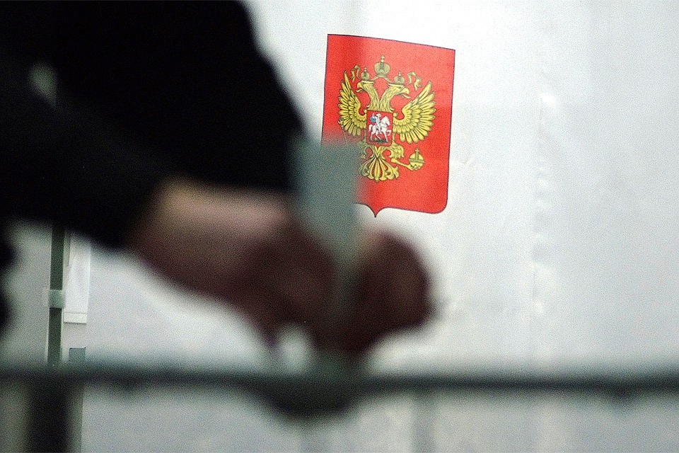 В России начали закрываться избирательные участки