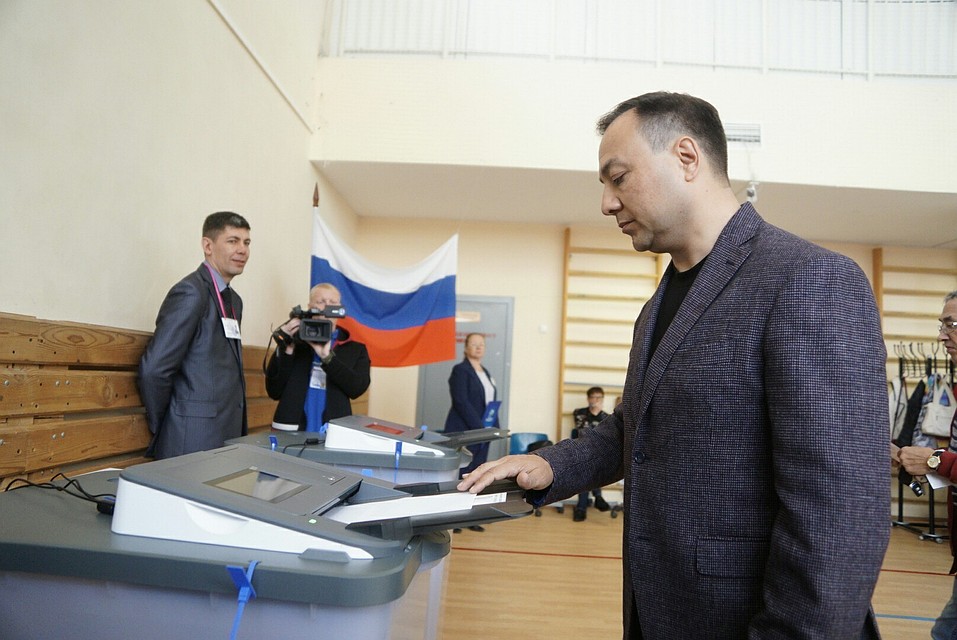 Уже известны данные первых экзитполов