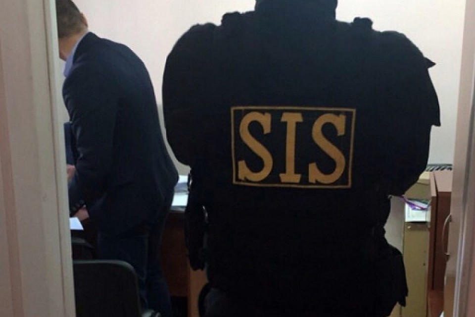 Наблюдение за преподавателями турецкого лицея СИБ начала еще десять лет назад (Фото: noi.md).