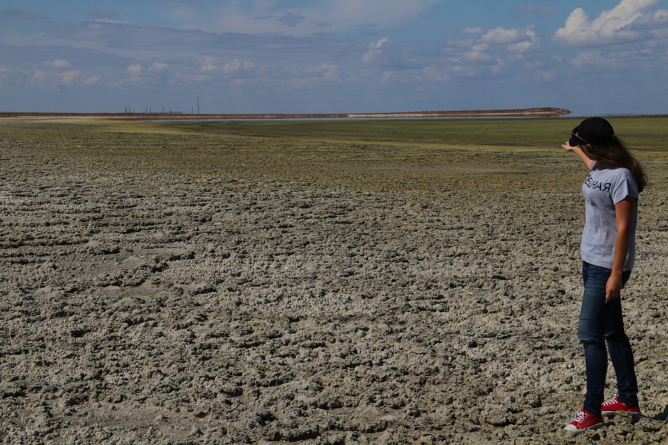 Кислотонакопитель - огромный водоем