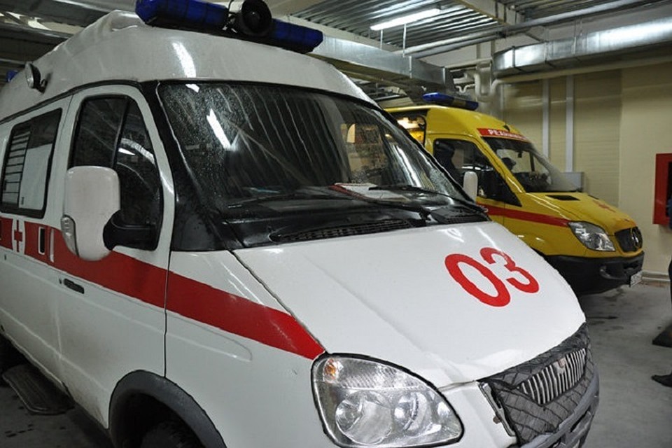 Врач вовремя добрался пешком до пациента, но отвезти в больницу мужчину быстро не получилось.