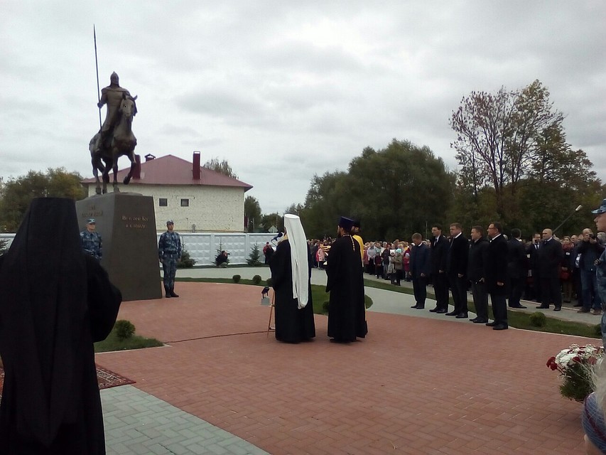 В Рязанской области открыли и освятили памятник Александру Невскому