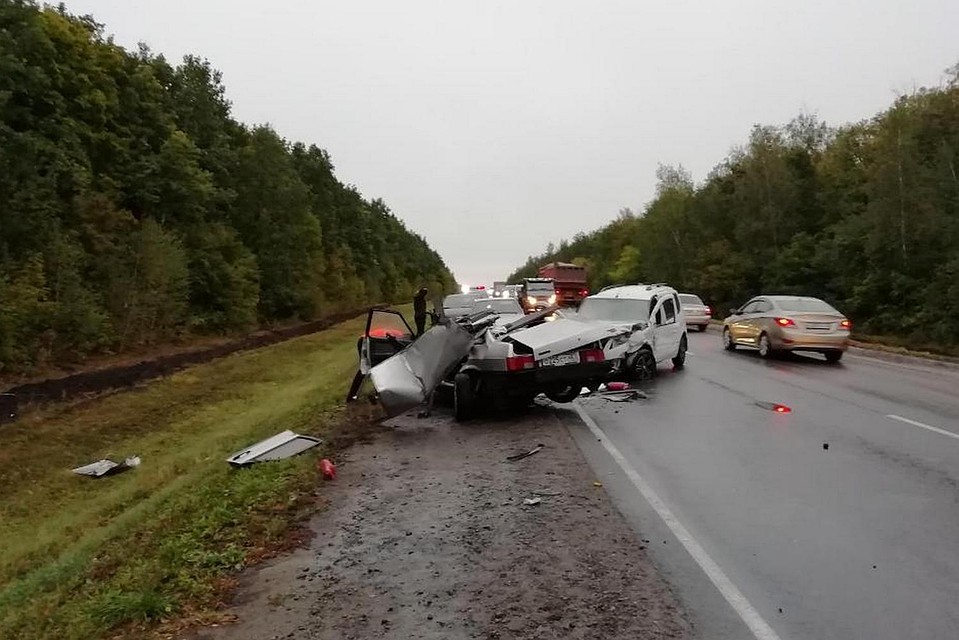 В аварии погиб водитель ВАЗа