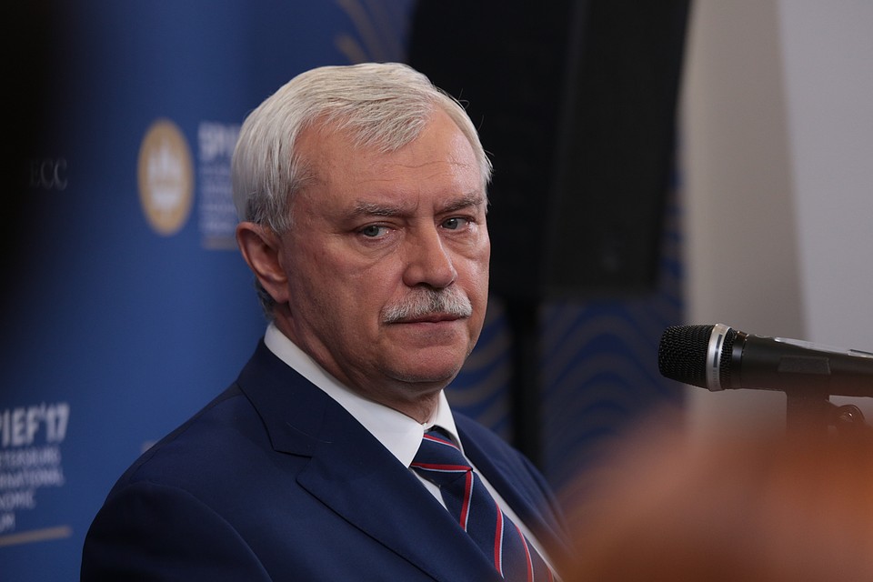 Георгий Полтавченко попрощался в подчиненными в Смольном.