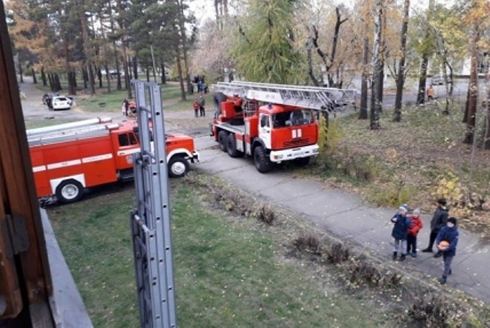 Один человек погиб и два получили травмы на пожарах в Иркутской области. Фото: пресс-служба ГУ МЧС по Иркутской области.