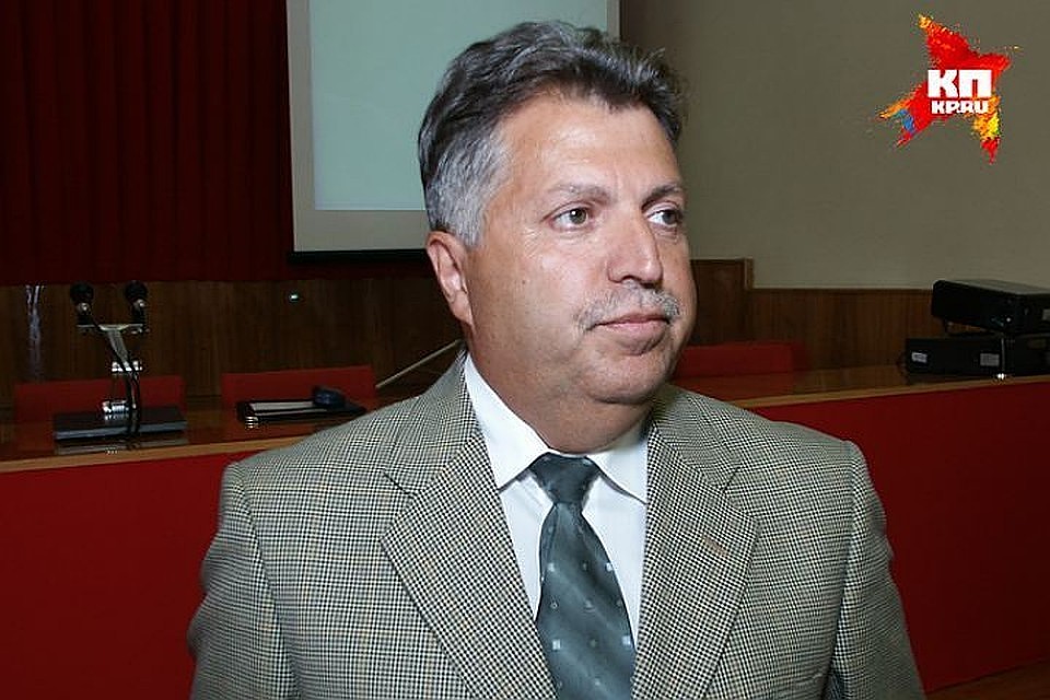Омбудсмен Борис Коган готов представлять интересы детей в суде.