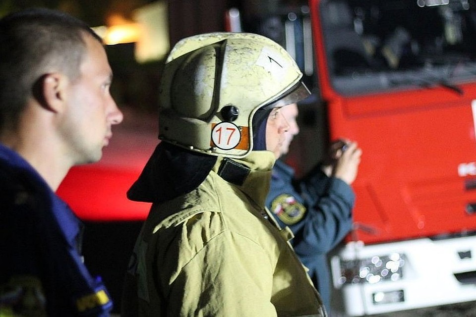 Под Новосибирском на ходу вспыхнул автобус с пассажирами.