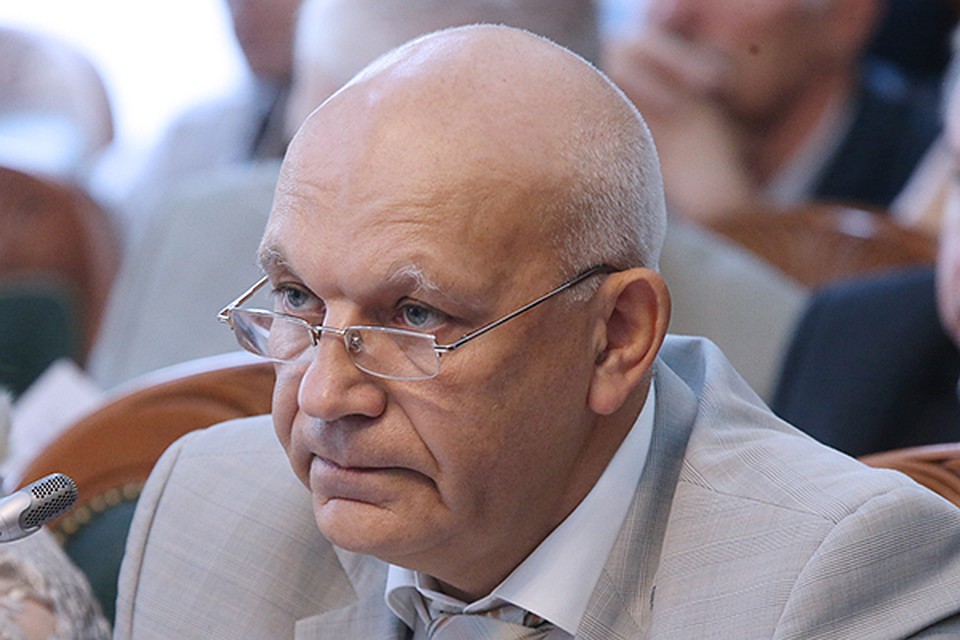 Виктор Ряжев.