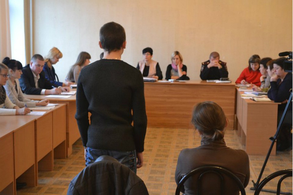 На Камчатке за пьяную езду несовершеннолетнего студента заплатит мама