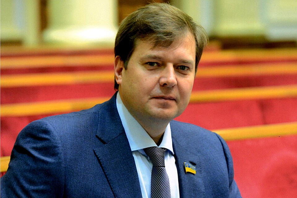 Балицкий входит в парламентскую фракцию «Оппозиционный блок», вобравшую остатки сгинувшей в майдан Партии Регионов