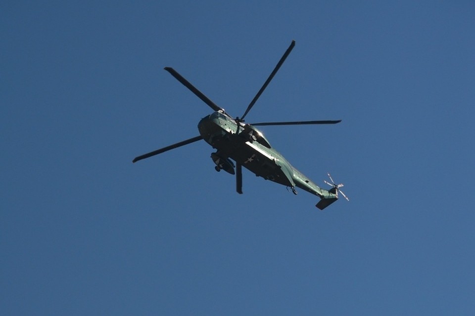 В Японии транспортный вертолет пролил 600 кг жидкого бетона