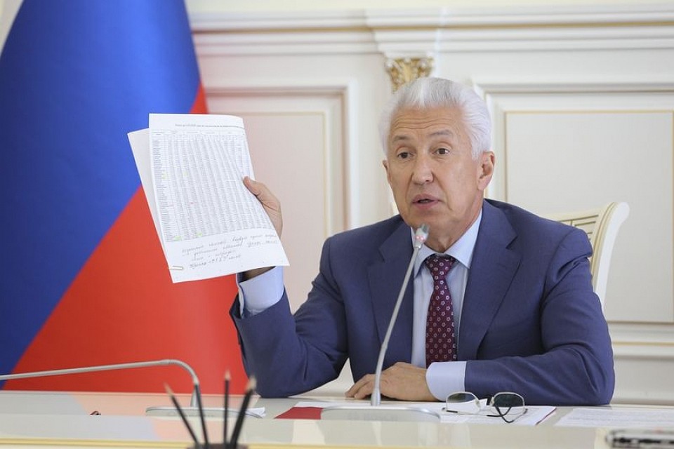 Владимир Васильев жестоко раскритиковал врио мэра Махачкалы. Фото: пресс-служба главы Республики Дагестан