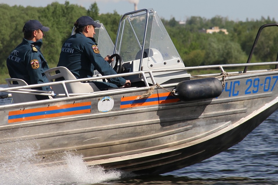 Утонувшего подростка ищут второй день