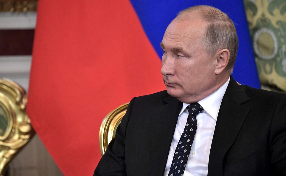 Путин и Пашинян поговорили по телефону