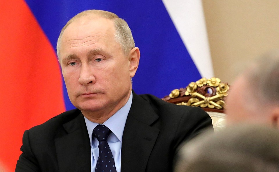 Владимир Путин создал совет по защите семьи и детства