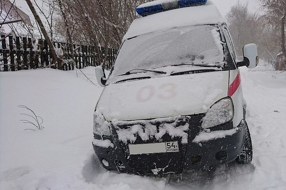 В снегу машины проводят от получаса до двух часов. Архив КП