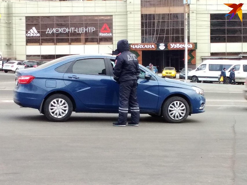 Инспектор ГИБДД не должен брать взятки