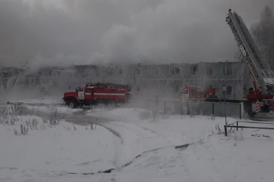 Стали известны подробности пожара в жилом доме в Новом Уренгое Фото: newurengoy.ru