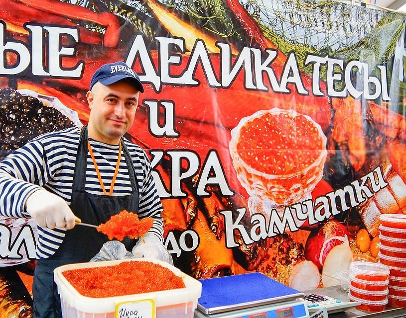 Работать ярмарка будет до 9 декабря. Со среды по субботу – с 10:00 до 19:00, в воскресенье – с 10:00 – до 16:00.