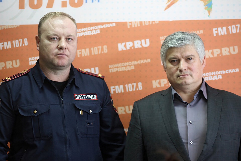 Андрей Монахов, зам.начальника отдела ГИБДД УМВД России по г.Ижевску и Фирдаус Харисов, зам.начальника МКУ "СБиДХ"