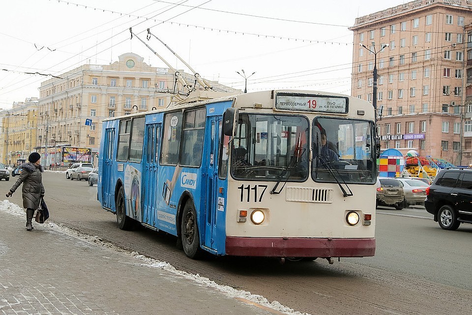 Пенсионерка отсудила 50 тысяч рублей за травму, полученную в троллейбусе.