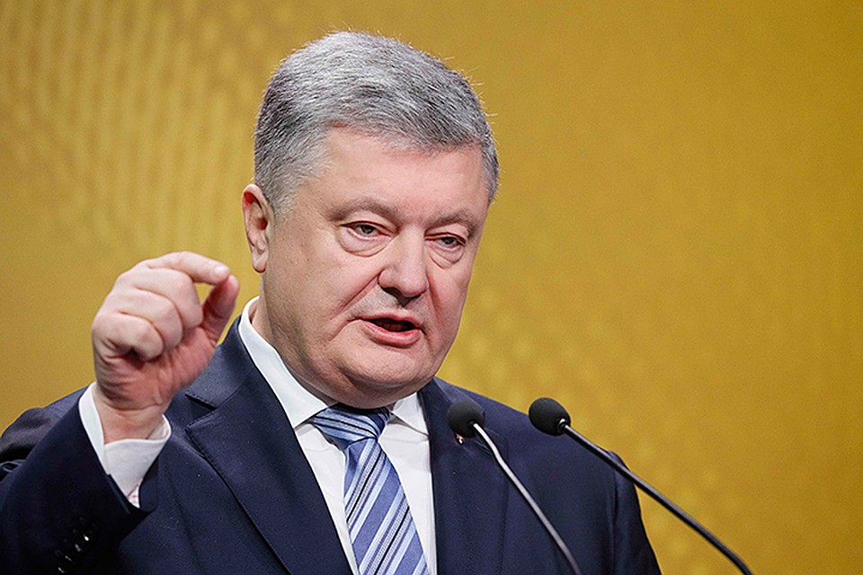 Порошенко, как и другие госслужащие, потенциальный «агент ГРУ». По тонкому льду ходит Петр Алексеевич