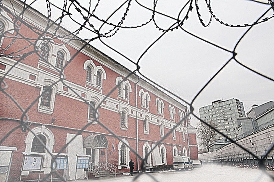 Самая большая тюрьма Москвы, следственной изолятор № 2 , больше известный как Бутырка (ул. Новослободская, дом 45), уже через год может прекратить свое существование.
