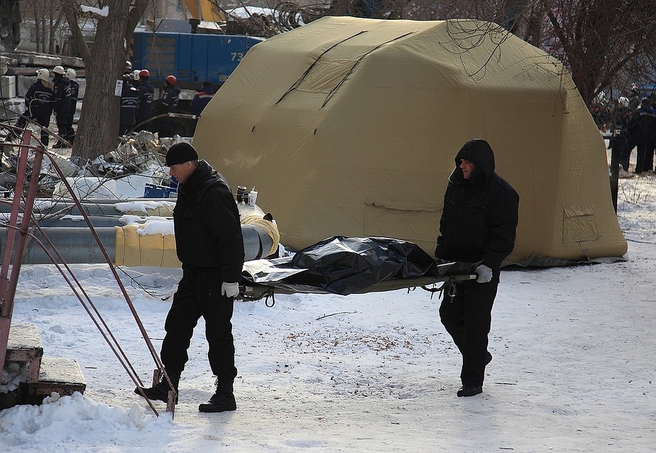 В Магнитогорске достали 27 тело из-под завалов.