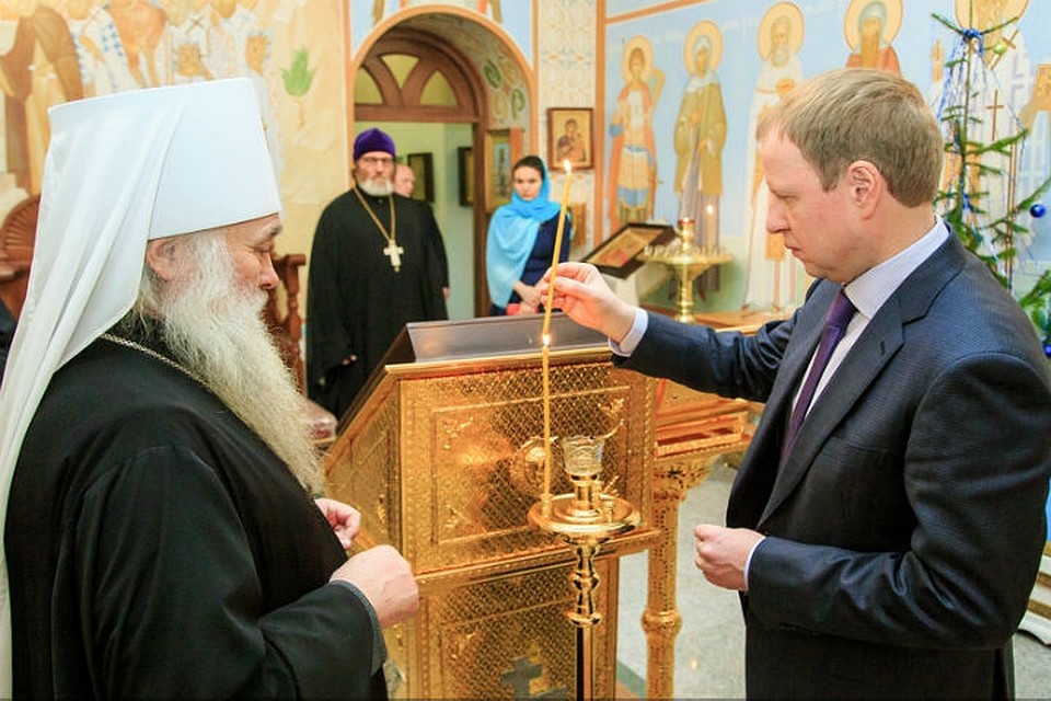 Губернатор Виктор Томенко и митрополит Барнаульский и Алтайский Сергий.