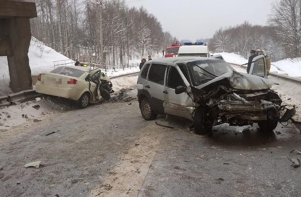 Водитель "Дэу" выехал на встречку