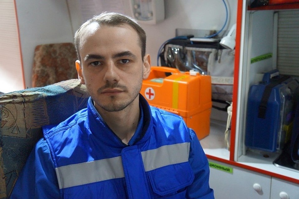 Тюменский врач скорой помощи Андрей Горланов, благодаря социальным сетям, стал известен всей стране. Фото Станции скорой помощи Тюмени и Тюменского района