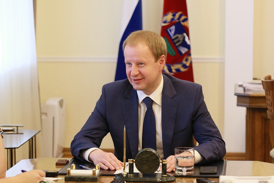 Виктор Томенко