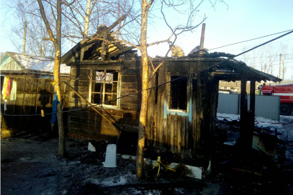 Пожар в бане в ЕАО: огнеборцев вызвали перепуганные прохожие, случайно оказавшиеся рядом