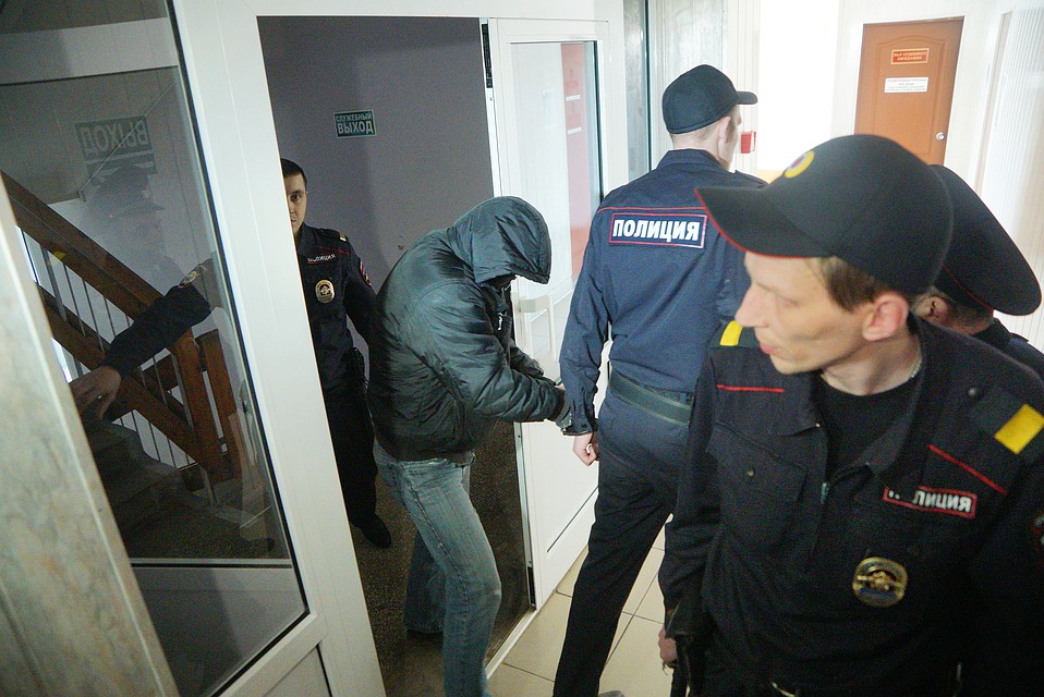 В канун Рождества пьяный житель Бурятии надругался над женщиной.