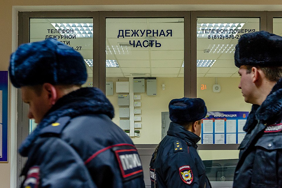 Возбуждено уголовное дело по статье «Грабеж». Преступников ищут