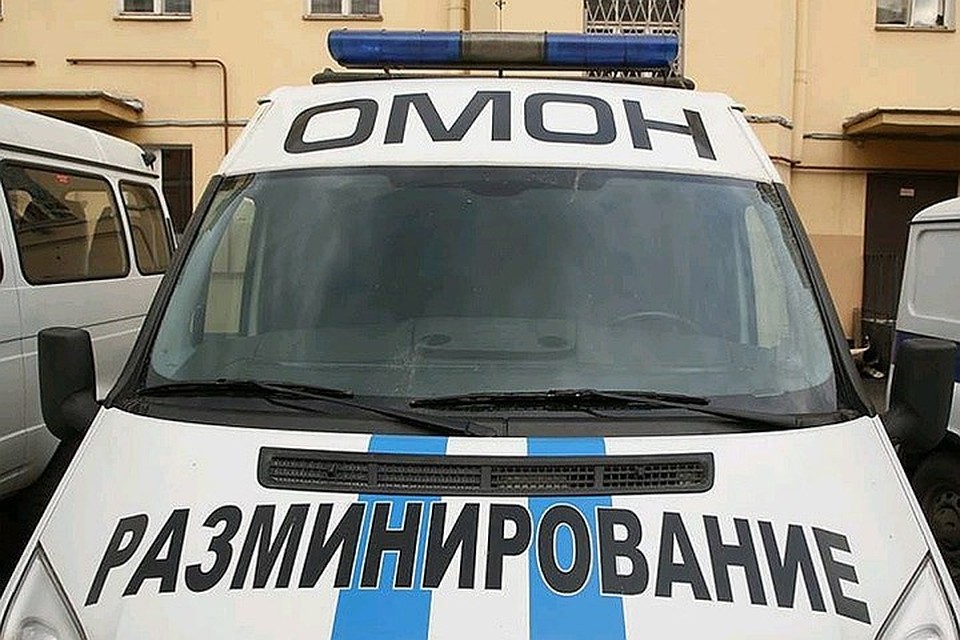Сообщения и минировании атаковали уже 9 городов России.