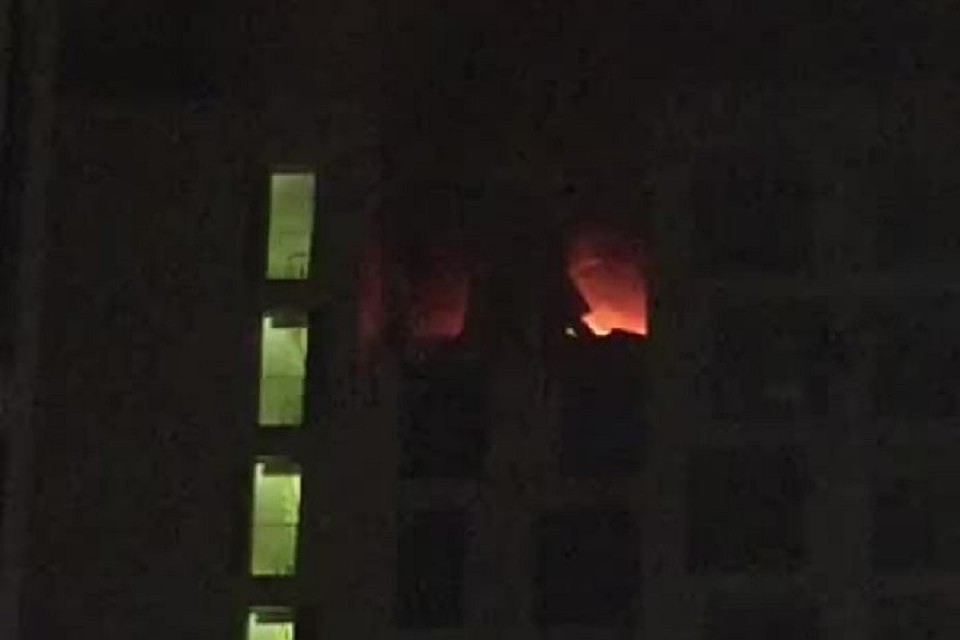Пожар в новостройке унес жизни двух человек. ФОТО: кадр с видео