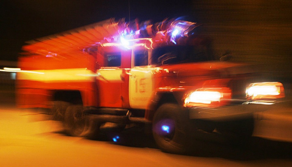 Фото: https://ptzgovorit.ru/news/nochyu-v-petrozavodske-proizoshel-pozhar-v-mnogoetazhke-1