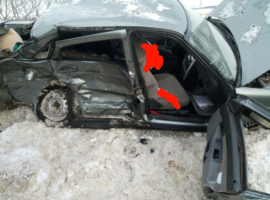 "Приора" получила серьезные повреждения