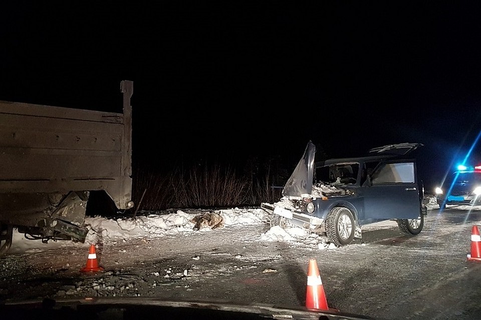 Смертельное ДТП на трассе «Сургут-Салехард»: пассажир скончался до приезда скорой помощи Фото: Госавтоинспекция Ямала