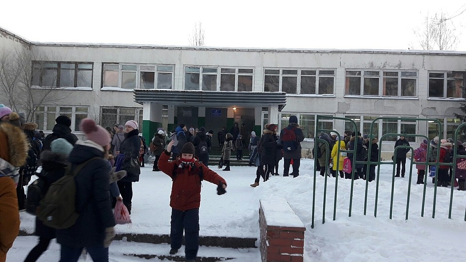 Омская полиция: опасных предметов в эвакуированных зданиях не найдено