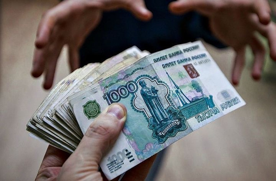 В Сызрани женщину ограбили трое мужчин