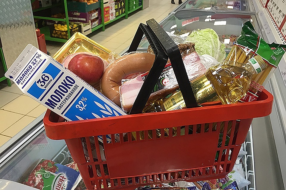 В Госдуме предложили магазинам бесплатно раздавать еду с истекающим сроком годности