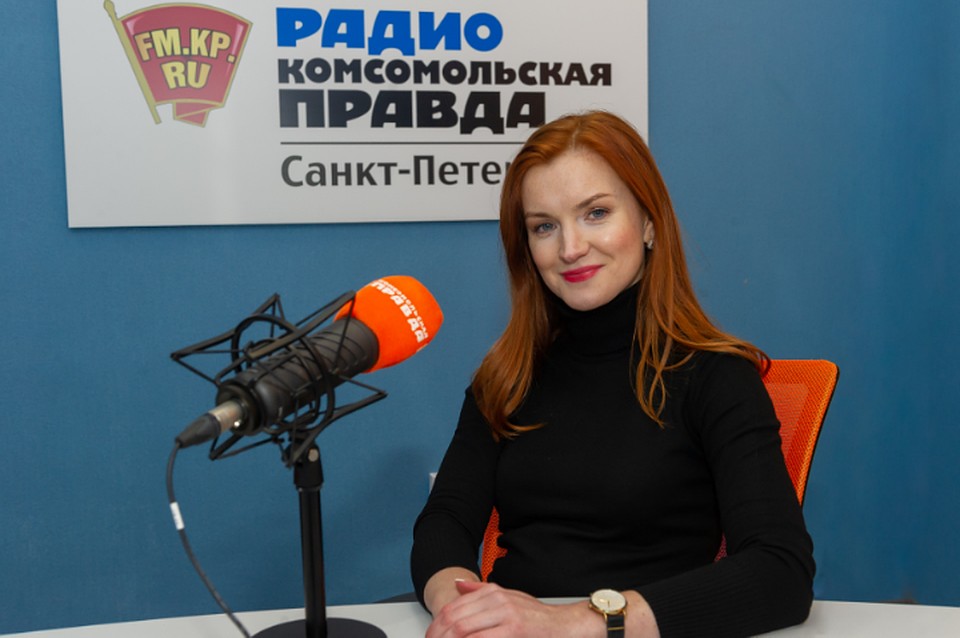 Анна Марущенко в студии радио «Комсомольская Правда в Петербурге»